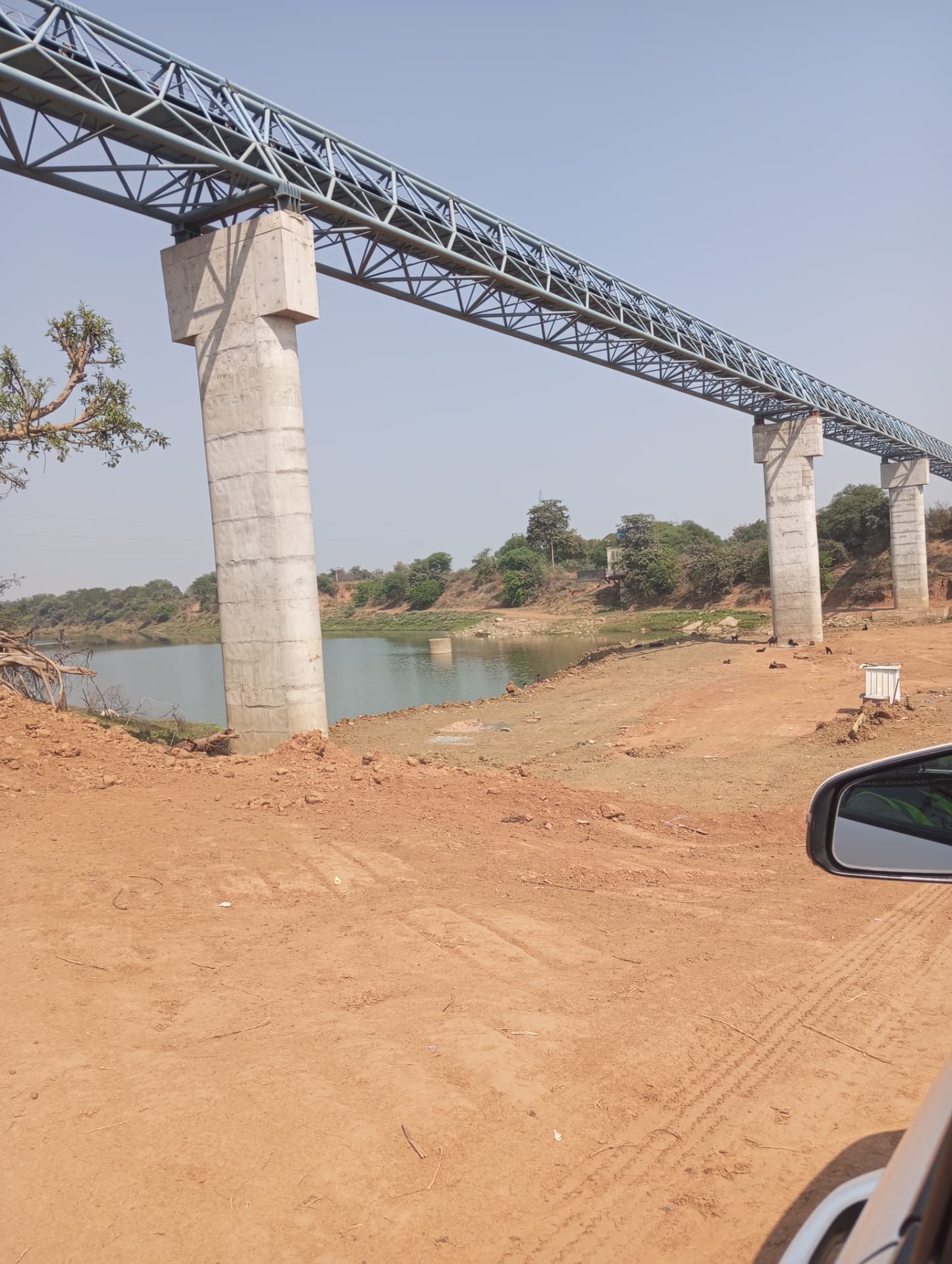 River crossing structure — Piered truss crossing on an overland conveyor route.